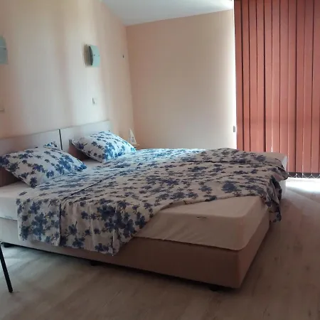 Appartement в комплекс зора 9a *